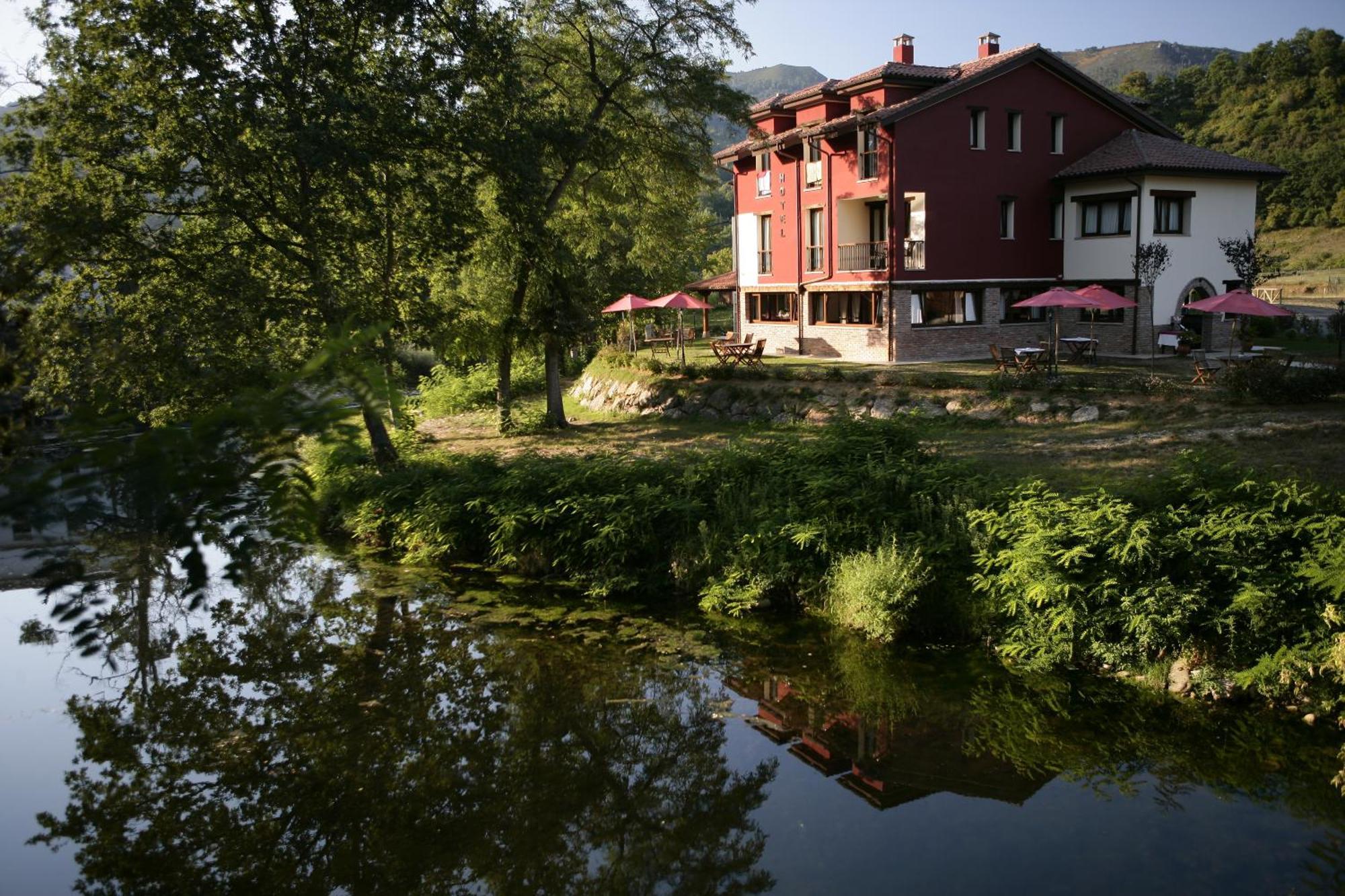 Hotel Rural Casa De Campo Soto De Cangas Luaran gambar